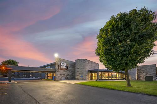 Local, Relaxed, Authentic  Comfortable rooms, dining, and event spaces await you.  Stay, Play, and Celebrate!