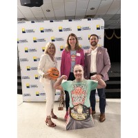 Hardcourt royalty: Debbie Antonelli turns free throws into fundraising for Special Olympics
