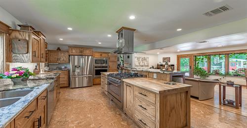 Gallery Image 4-Simple-Tips-For-Preparing-Your-Home-For-A-Kitchen-Remodel.jpg