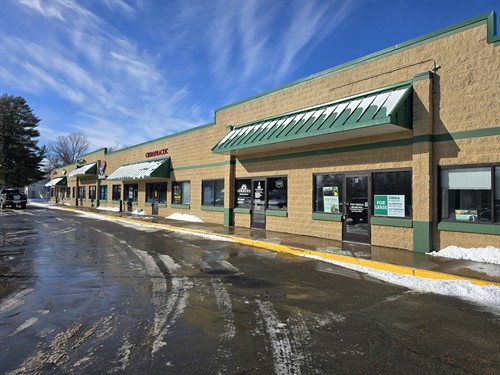Gallery Image STORE_FRONT_DISTANCE_.jpg