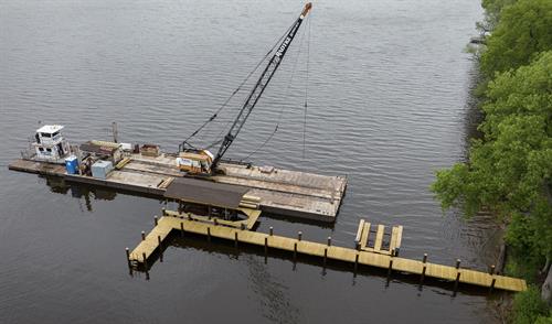 Barge 2 with seasonal dock and lift