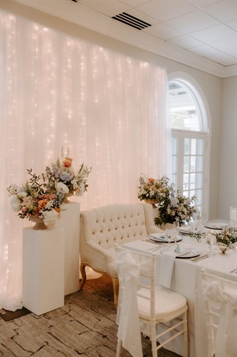 Gallery Image AllyCorinnePhoto-SandB-510.jpg