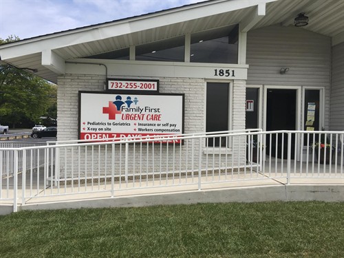 Gallery Image Toms_River_Ext_2.jpg