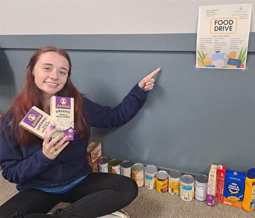 Gallery Image Food_Drive.jpg Gallery Image Food_Drive.jpg