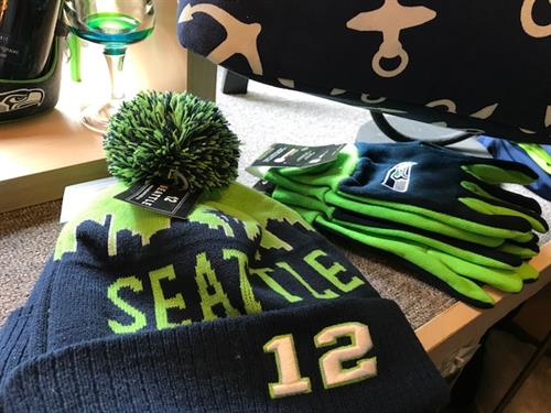 Seahawks Hats, Scarves and More 