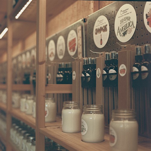 Gallery Image 000039710010.jpg