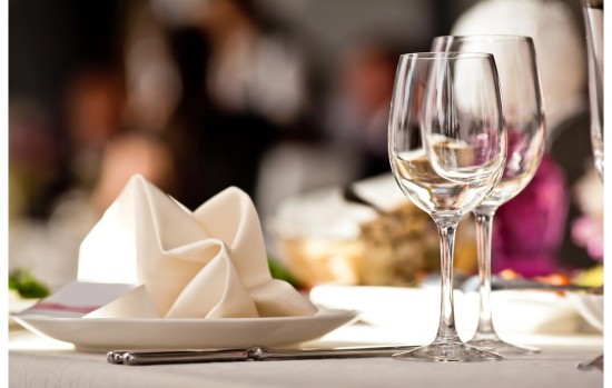 Dining, Food & Beverage