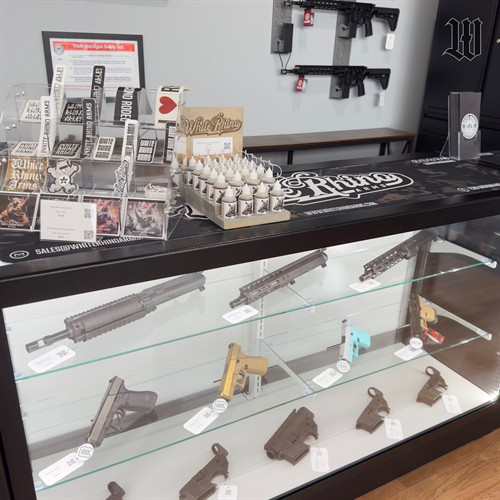 Showcase Display Right