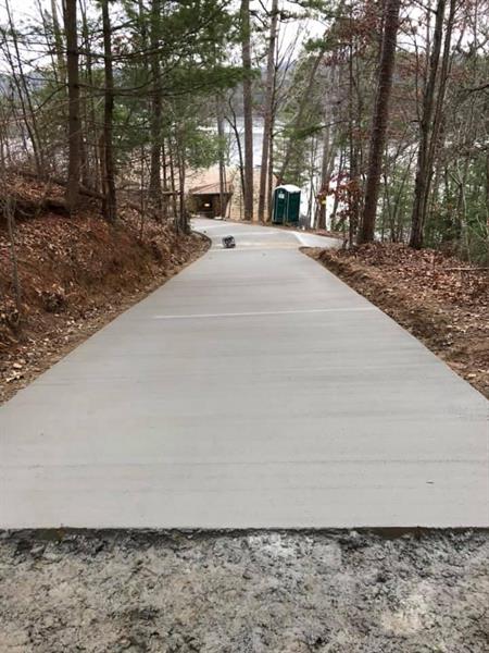 Long, steep driveway for house on the lake!