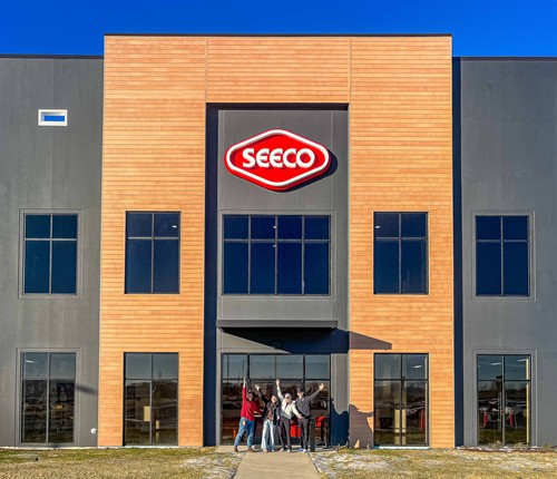 Gallery Image IMG_3584-3-2.jpg