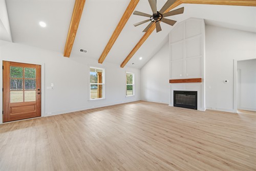 Gallery Image 9-web-or-mls-4020-landsford-rd.jpg