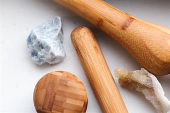 Kyanite Massage Therapy - Jennifer Reiter, LMT, CMLDT Kyanite Massage Therapy - Jennifer Reiter, LMT, CMLDT
