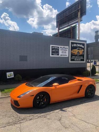 Gallery Image ORANGE_LAMBO.JPG