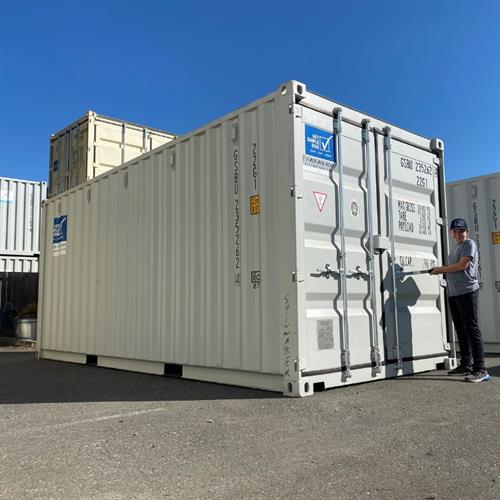 20 ft Shipping Container for Sale or Rent