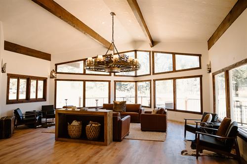 20 Person Luxury Lodge Vacation Rental