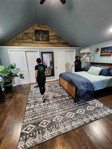 Gallery Image EC_Vacuum(1).jpg