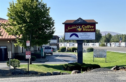 Gallery Image IMG_4678.jpg