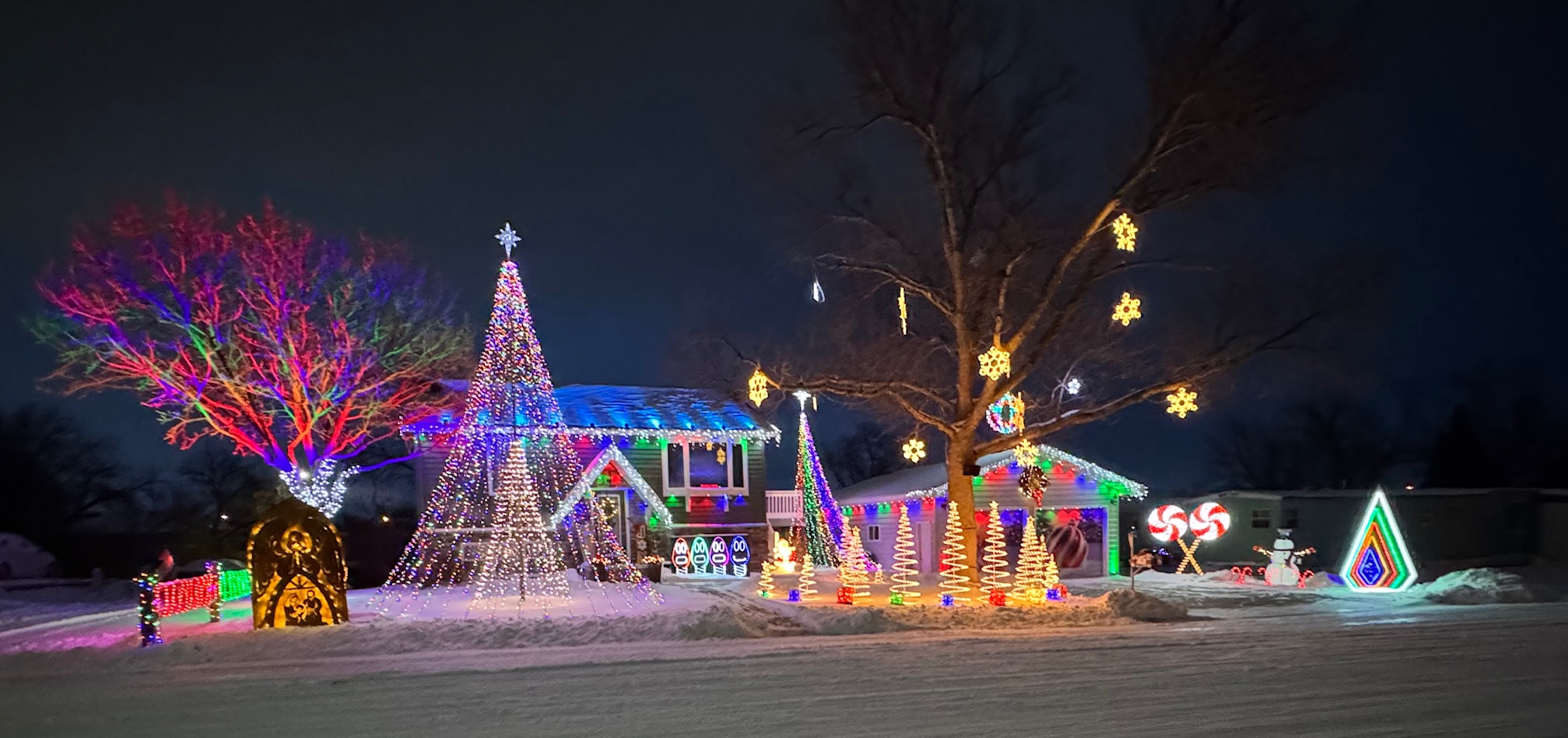 Image for 2025 Light Up Pierre Winners