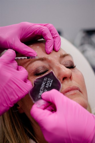 Gallery Image 74C08228.jpg