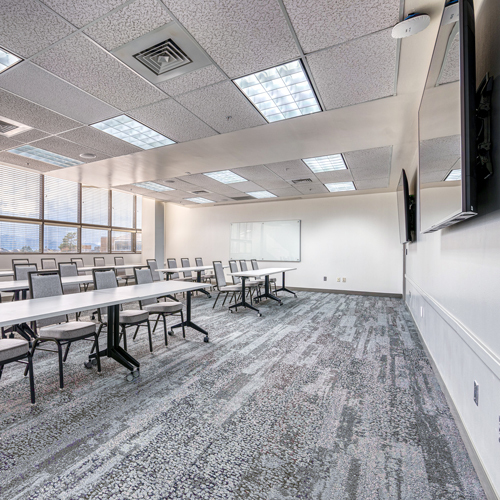 Gallery Image University-Inn-5.jpg