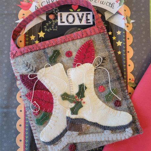 Applique, embroidery and quilt patterns and kits; quiliting fabrics. Applique, embroidery and quilt patterns and kits; quiliting fabrics.