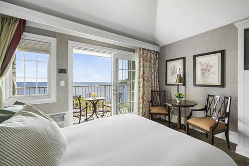 Try our Oceanfront rooms for maximum water views