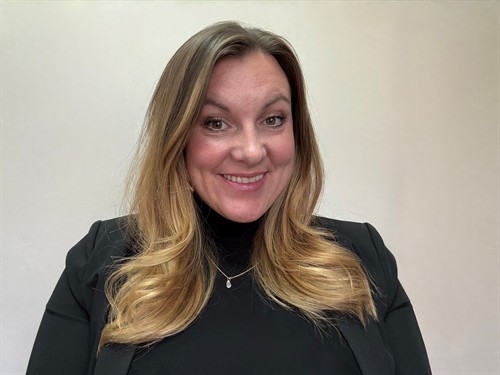 Gallery Image headshot.jpg