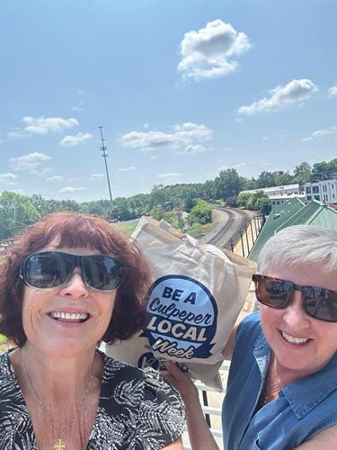 Gallery Image Karen_and_Debbie.jpg