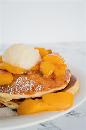 Peaches & Cream pancakes 