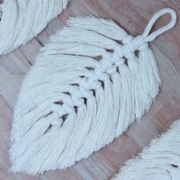 Gettin' Crafty: Macrame Feathers