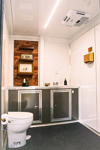 Men’s bathroom 