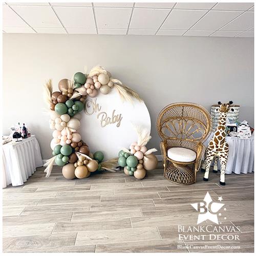 Gallery Image Safari_Boho_Baby_Shower_Backdrop_with_Organic_Balloon_Garland_with_Pampas_Grass_at_The_Tides_Satellite_Patrick_SFB_by_Blank_Canvas_Event_Decor_.jpg