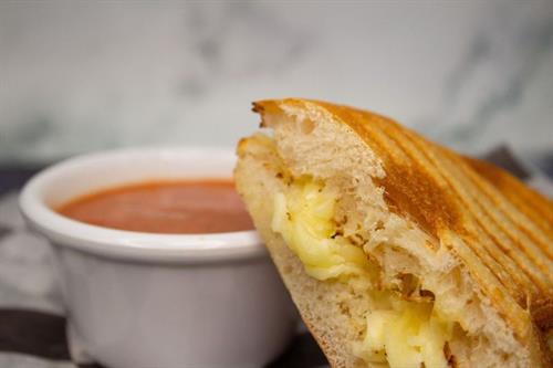 Grilled Cheese and Creamy Garlic Tomato Soup