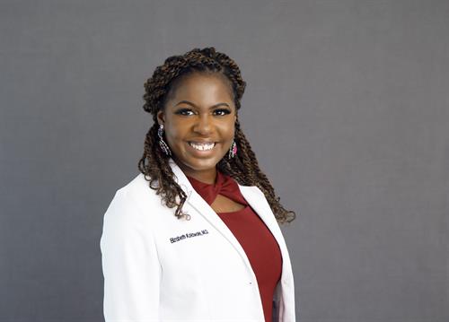 Dr. Elizabeth Kolawole, MD FAAMM