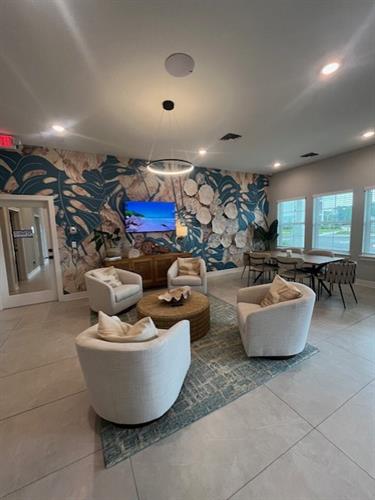 Gallery Image Front_Sitting_Area.jpg