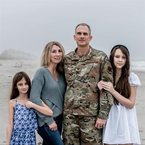 Scott Carlin with Family - Dedicated to Serving Those Who Served