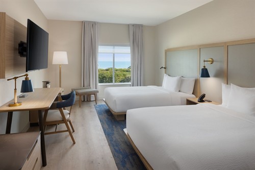 2 Queen Beds with Ocean View