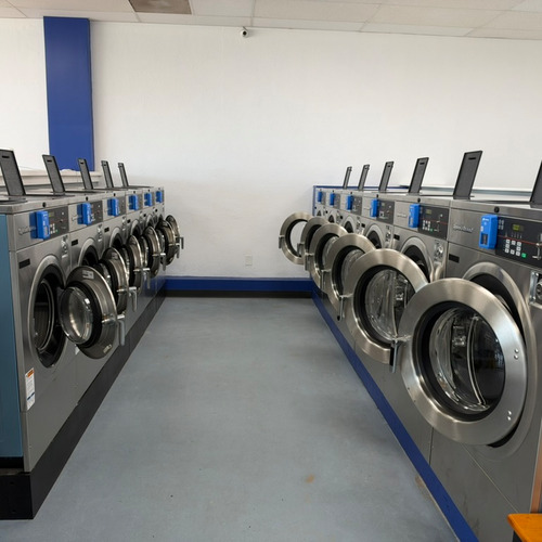 Gallery Image 05_Washer_Aisle_500.jpg
