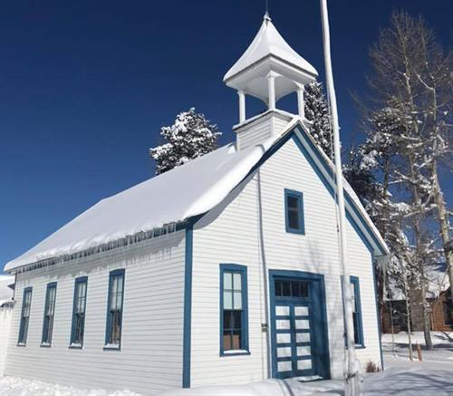 Gallery Image Schoolhouse_in_snow.jpg