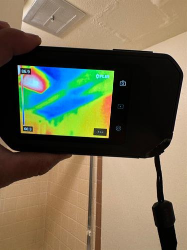 Gallery Image water_damage_infrared_camera.jpg