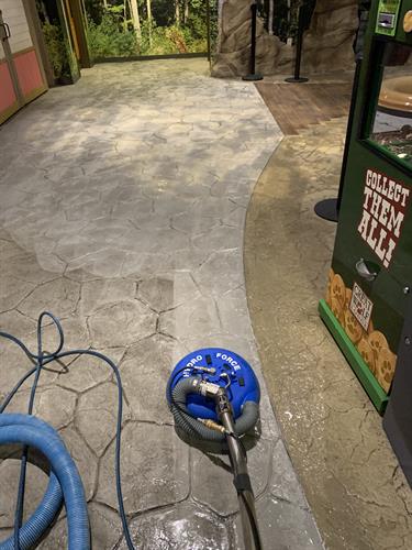 Hardfloor care - before / after