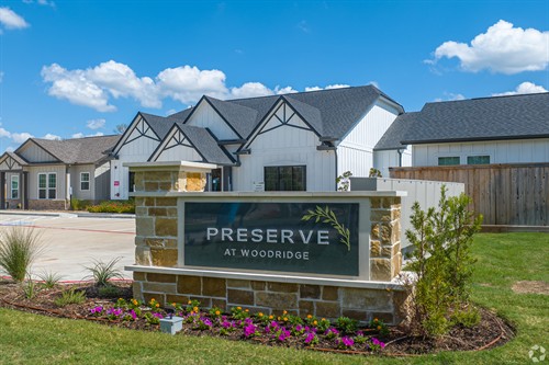 Unique Rental Home Community