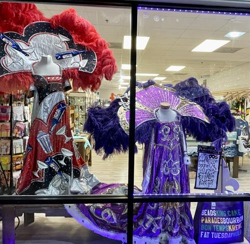 Stop in for all your holiday shopping including Mardi Gras!!