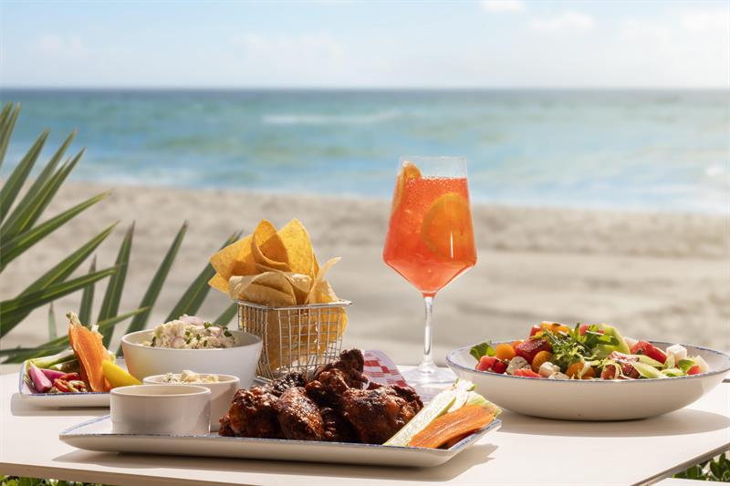 Beachside Dining 