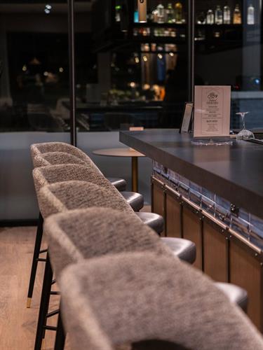 Gallery Image bar_2.jpeg