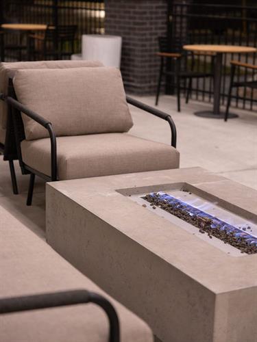 Gallery Image fireplace_2.jpeg