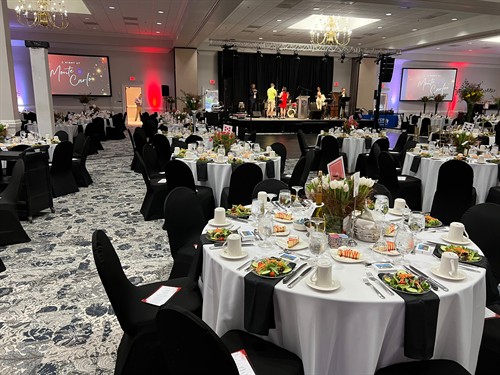 Gallery Image Ballroom_3_(1).jpg