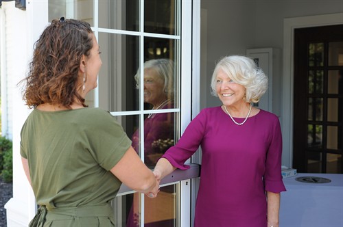 Gallery Image Lisa_and_Stephanie.jpg