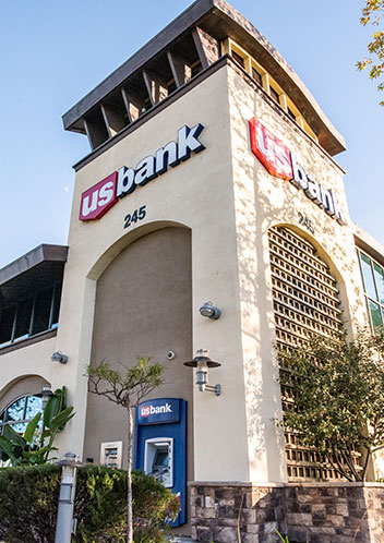 Gallery Image Exterior-view-of-U-S-Bank-branch-with-walk-up-ATM-and-night-deposit-box.jpg Gallery Image Exterior-view-of-U-S-Bank-branch-with-walk-up-ATM-and-night-deposit-box.jpg