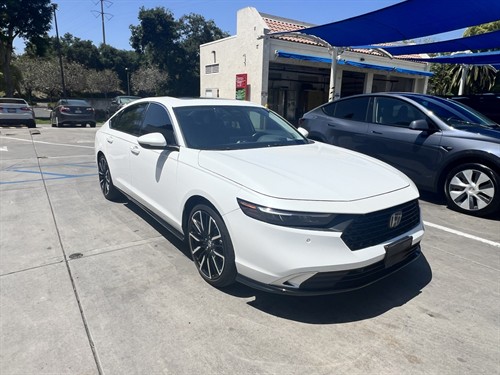 Gallery Image dc944b84-1fd2-46df-8f33-26996e54407e.jpg